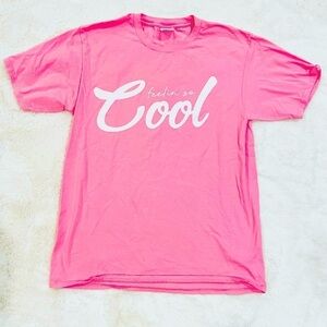Jonas Brothers Feelin So Cool Pink Short Sleeve Crewneck Graphic T-Shirt Size M
